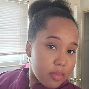 Meet your Posher, Tiara